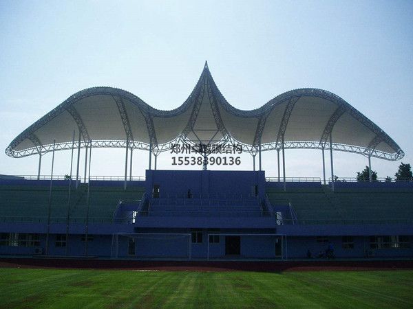 懷化<font color='red'>膜結(jié)構(gòu)看臺(tái)</font>【懷化萬(wàn)昌中等專(zhuān)業(yè)學(xué)校等】設(shè)計(jì)施工案例