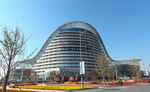 如何避免膜結(jié)構(gòu)起皺？【膜材品牌】