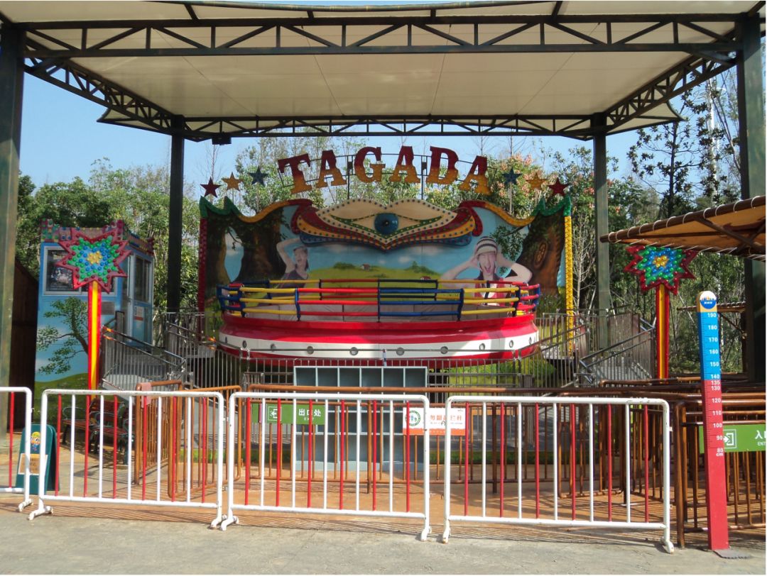 音樂(lè)、燈光和雨棚：探索迪斯科轉(zhuǎn)盤(pán)的夜晚魅力