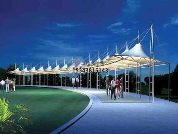  高爾夫球場膜結(jié)構(gòu)是怎么安裝得？