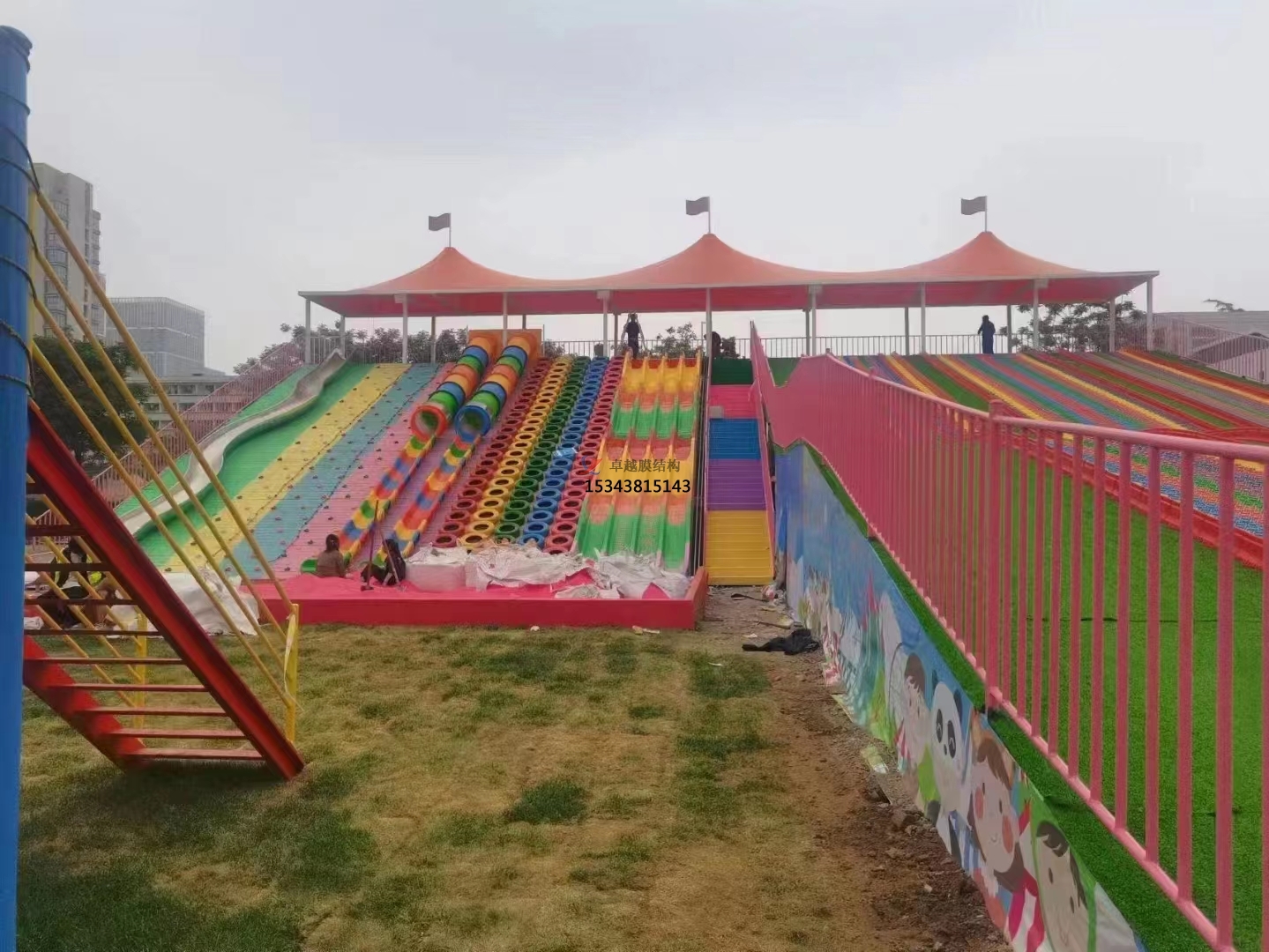 安陽(yáng)游樂(lè)設(shè)備彩色膜結(jié)構(gòu)