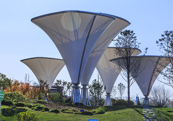 膜結(jié)構(gòu)地下車庫入口的特點/優(yōu)勢有哪些？