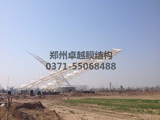 高爾夫膜結(jié)構(gòu)的實際應用特點